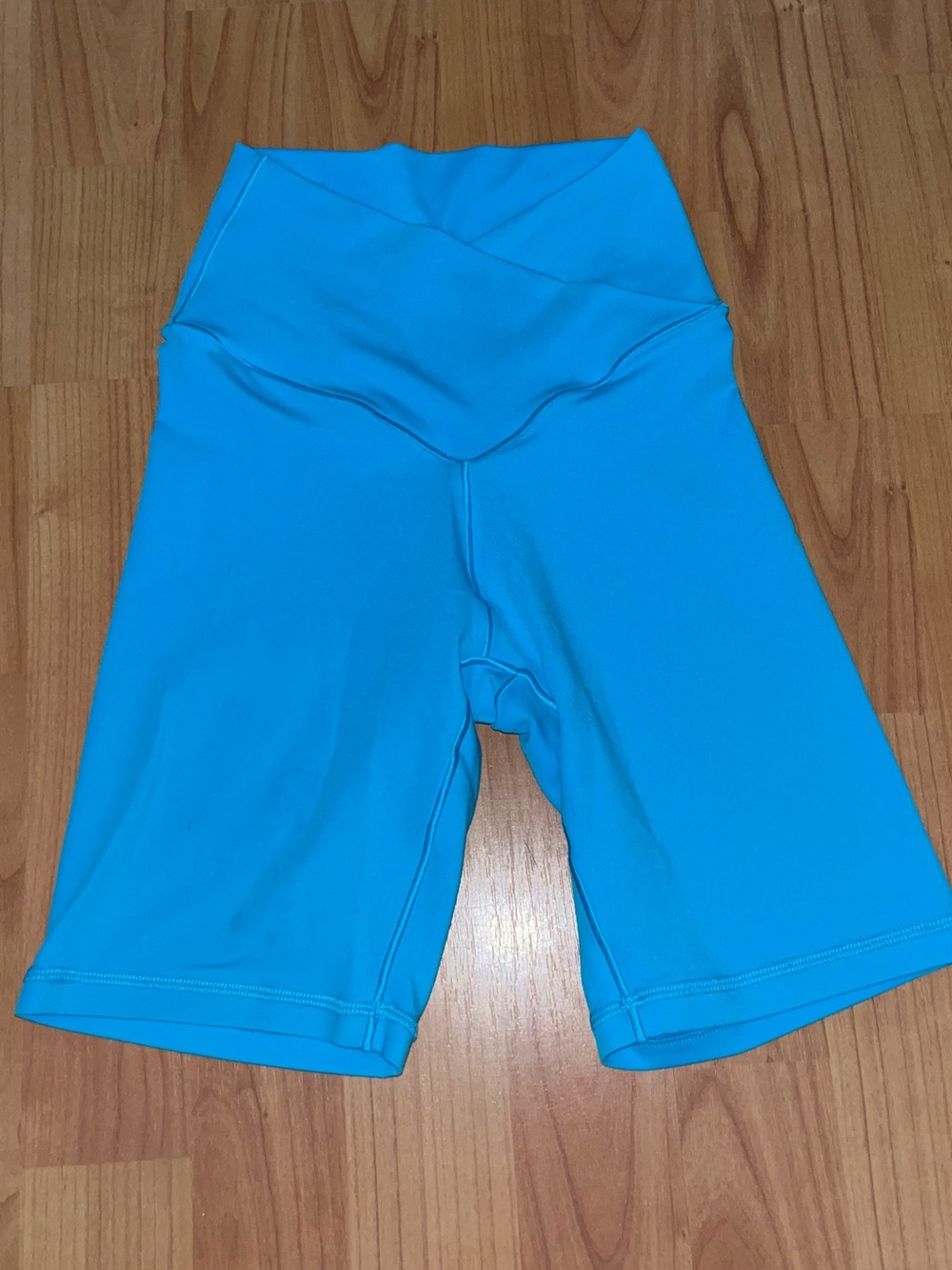 Aerie Offline High-Waist Crossover 7 inch shorts